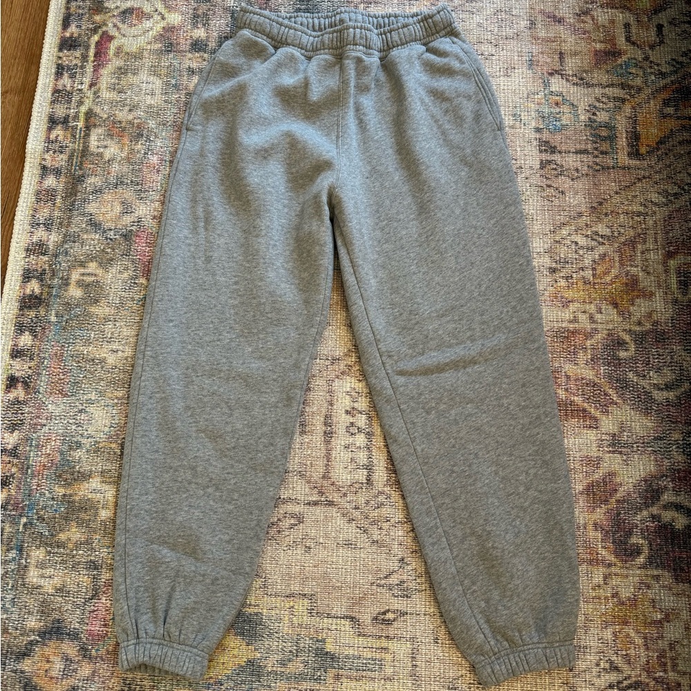 Abercrombie Women’s Essential Sunday Joggers Medium Grey Sz Large